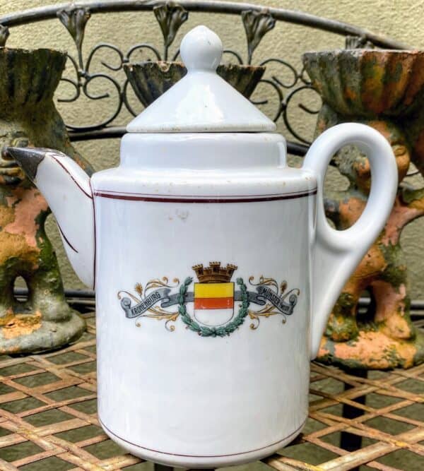 Antique Hotel Kronenburg Münster Coffee Pot – Fritz Bensinger Mannheim, c.1920 (1) Antieke Koffiekan Hotel Kronenburg Münster “Fritz Bensinger Mannheim” | Antique Hotel Kronenburg Münster Coffee Pot – Fritz Bensinger Mannheim, c.1920