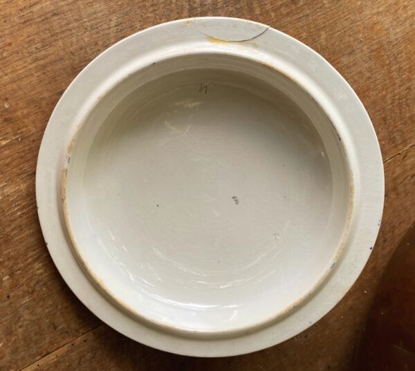 Antique ceramic tureen with lid – Petrus Regout Maastricht Dresden Decor, 19th century (6) Antieke keramische soepterrine met deksel | Antique ceramic tureen with lid – Petrus Regout Maastricht Dresden Decor, 19th century