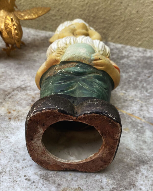 Antique earthenware garden gnomes with faded paint – ca. 1950 (21) Antieke aardewerken tuinkabouters met vervaagde verflaag – Antique earthenware garden gnomes with faded paint – ca. 1950