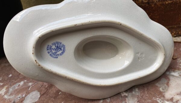 Antique white sauce boat with double‑ear ornament Imperial Model – Société Céramique Maastricht, late 19th century (6) Antieke witte sauskom met dubbeloorornament Model Imperial | Antique white sauce boat with double‑ear ornament Imperial Model – Société Céramique Maastricht, late 19th century