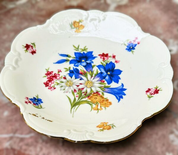 Prachtig porseleinen dessertbordje Cottier Frères Zwitserland | Beautiful porcelain dessert plate Cottier Frères Switzerland – Floral Design 1923