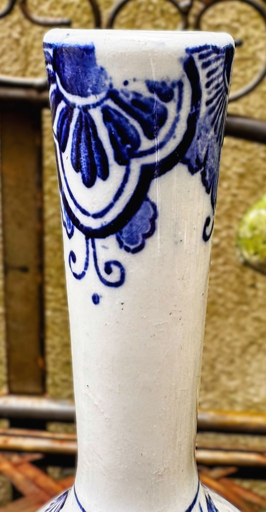 Charming Delft Blue vase with windmill and sailing ship scene – 20th century (5) Prachtig Delfts Blauw vaasje met molen- en scheepstafereel – Charming Delft Blue vase with windmill and sailing ship scene – 20th century