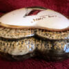 Prachtig hartvormig H. Bequet doosje met maritiem decor – Charming H. Bequet heart-shaped trinket box with maritime décor – mid-20th century