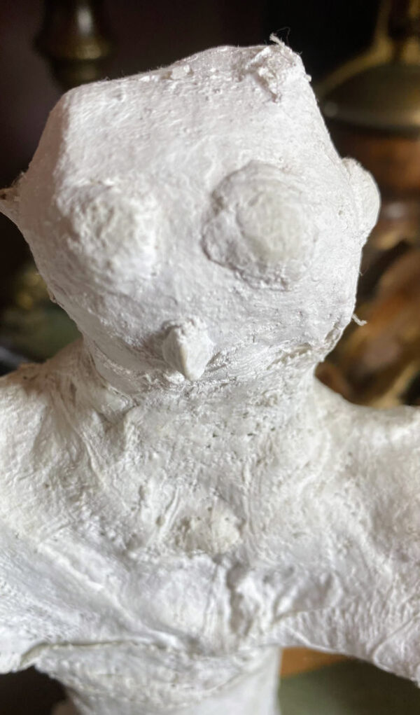 Charming naïve plaster gauze sculptures of playful figures – 20th C (19) Prachtige naïeve gipsgaas sculpturen van twee speelse figuren – Charming naïve plaster gauze sculptures of playful figures – 20th C
