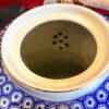 Chinese vintage Famille rose porseleinen theepot met poëzie en schoonheden | Chinese Famille Rose porcelain teapot with poetry & beauties – 20th century