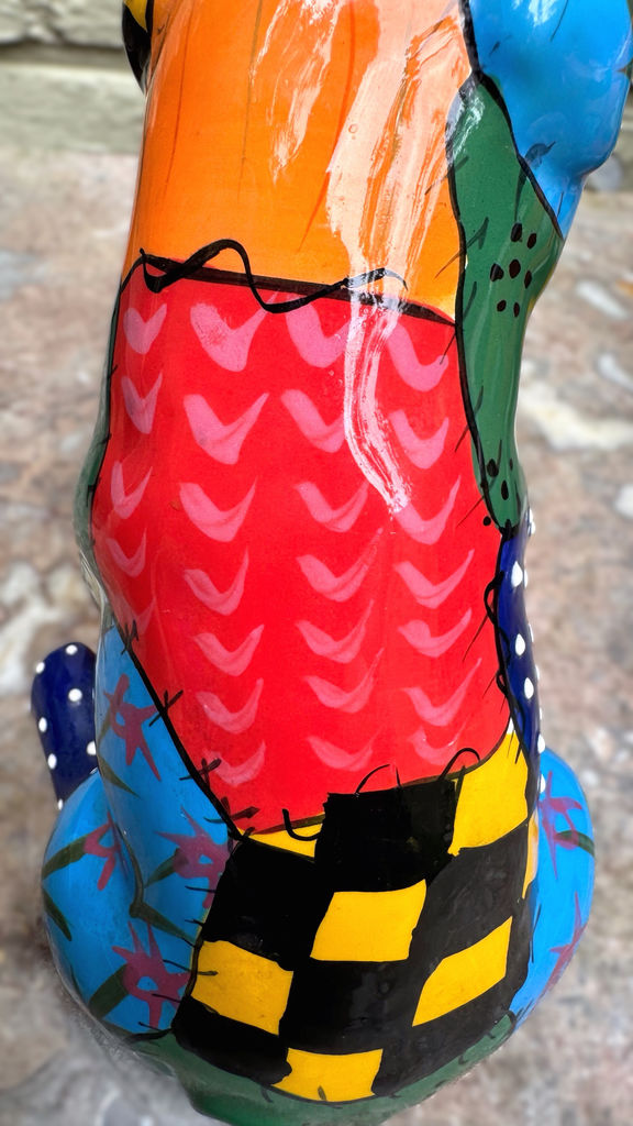 Veelkleurig keramisch lappendeken-varken in Miró-stijl – Colourful patchwork ceramic pig in Miró style – ca. 2000
