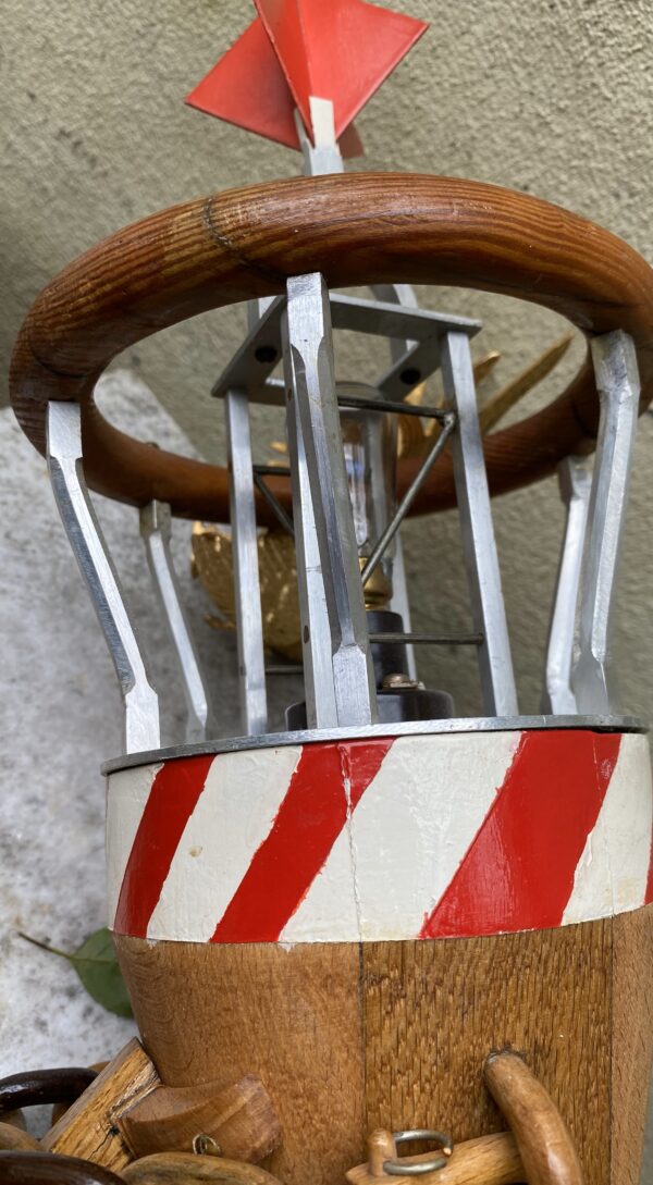 Exclusive fully handmade buoy‑shaped lamp – mid‑20th century (3) Exclusieve volledig handgemaakte lamp in de vorm van een boei | Exclusive fully handmade buoy‑shaped lamp – mid‑20th century