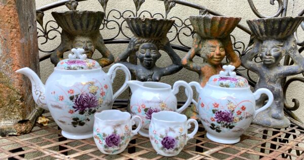 Exquisite Kutani Tashiro Shoten Japanese hand‑painted eggshell tea set – c.1930 (2) Prachtige Kutani Tashiro Shoten Japanse handgeschilderde theeset in eierschaal porselein | Exquisite Kutani Tashiro Shoten Japanese hand‑painted eggshell tea set – c.1930