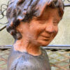 Prachtige gestileerde buste van kinderhoofdje – Exquisite stylized child bust in stoneware – Renaissance style