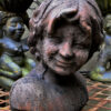 Prachtige gestileerde buste van kinderhoofdje – Exquisite stylized child bust in stoneware – Renaissance style