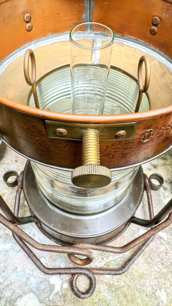 Extreem zeldzame originele koperen nautische scheepslamp Tavernier Oostende | Extremely rare original copper nautical ship lamp Tavernier Ostend – 1970s
