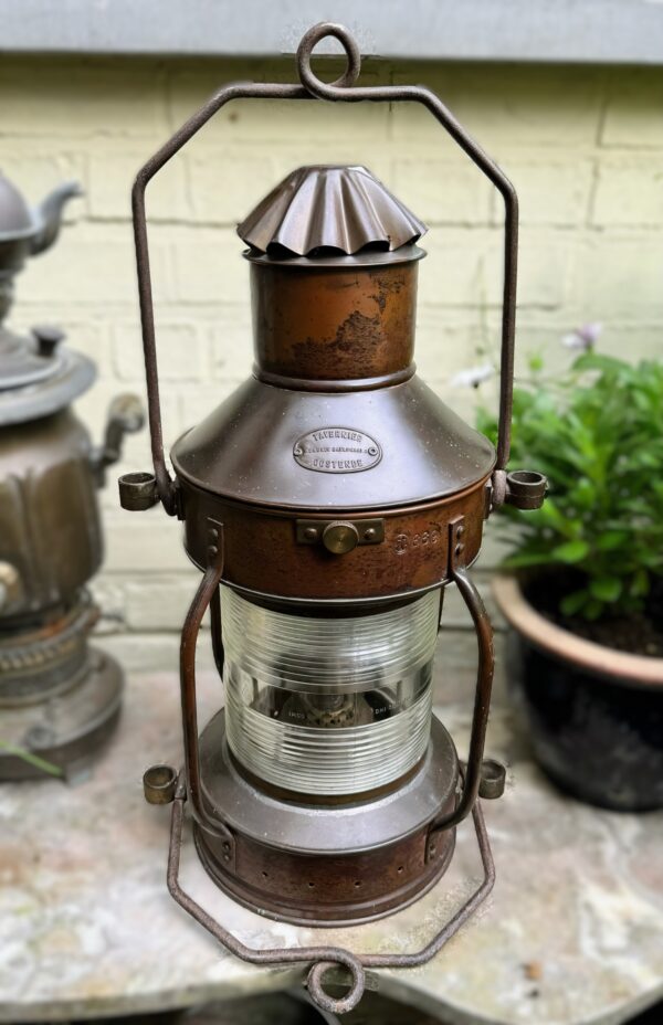 Extreem zeldzame originele koperen nautische scheepslamp Tavernier Oostende | Extremely rare original copper nautical ship lamp Tavernier Ostend – 1970s