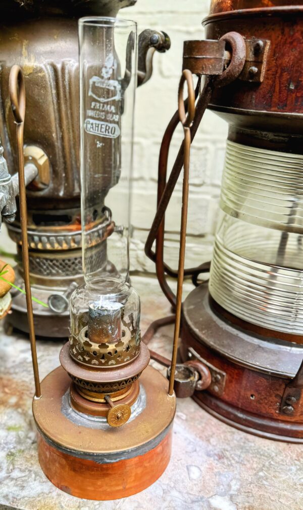 Extreem zeldzame originele koperen nautische scheepslamp Tavernier Oostende | Extremely rare original copper nautical ship lamp Tavernier Ostend – 1970s