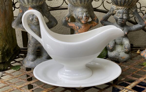 Old sauce boat with underplate – Nimy Lez Mons (c.1921–1951) (11) Oude sauskom met onderplaat | Old sauce boat with underplate – Nimy Lez Mons (c.1921–1951)