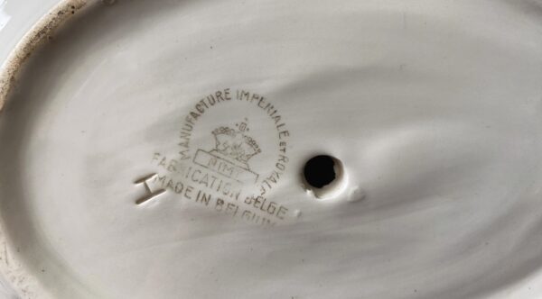Old sauce boat with underplate – Nimy Lez Mons (c.1921–1951) (5) Oude sauskom met onderplaat | Old sauce boat with underplate – Nimy Lez Mons (c.1921–1951)