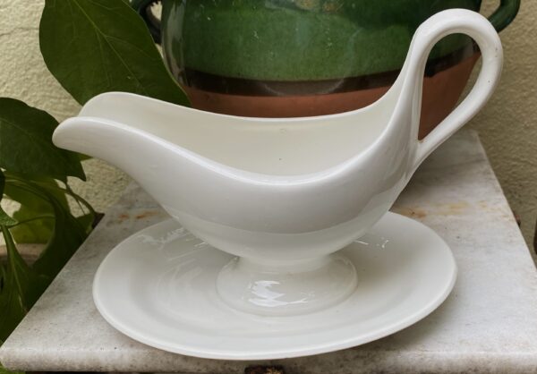 Old sauce boat with underplate – Nimy Lez Mons (c.1921–1951) (6) Oude sauskom met onderplaat | Old sauce boat with underplate – Nimy Lez Mons (c.1921–1951)