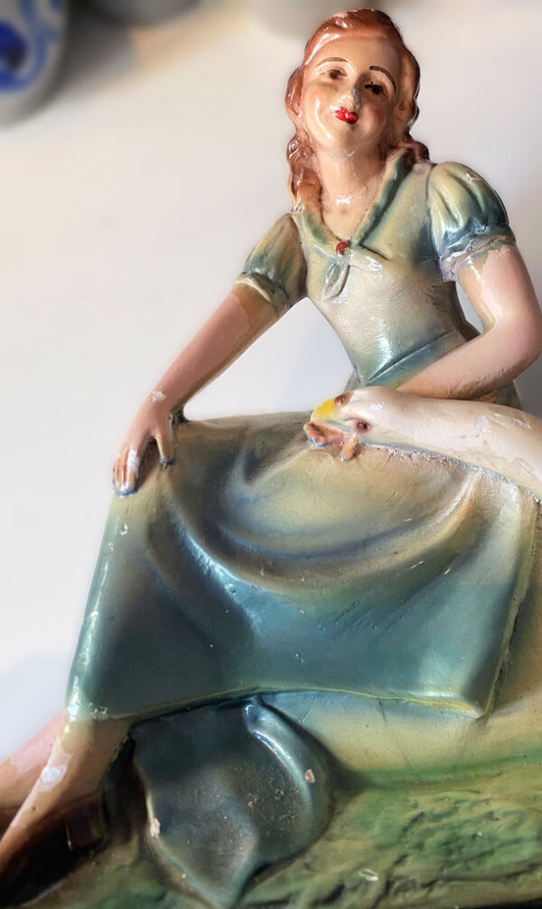 Origineel Art Nouveau sculptuur Vrouw met zwaan – Original Art Nouveau sculpture Woman with Swan – ca. 1900