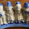 Small Delft Blue figurine with milkmaids and boys – ca. 1920 (16) Klein Delfts blauw beeldje met melkmeisjes en jongens – Small Delft Blue figurine with milkmaids and boys – ca. 1920