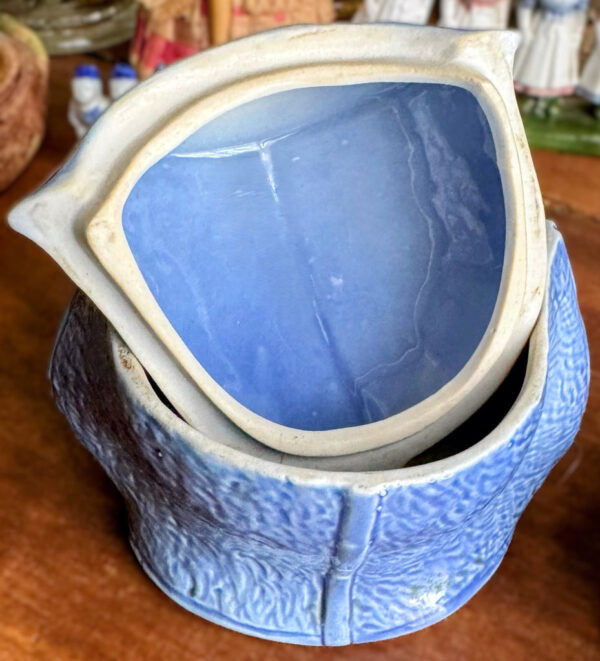 Vintage Delfts blauwe tabakspot met pijprokende visserskop – Vintage Delft Blue tobacco jar with smoking fisherman – 1950s
