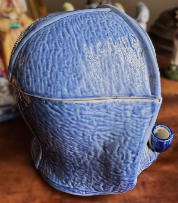 Vintage Delfts blauwe tabakspot met pijprokende visserskop – Vintage Delft Blue tobacco jar with smoking fisherman – 1950s