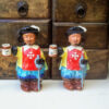Vintage porcelain musketeer decanters – 1950s (5) Vintage porseleinen musketier decanters – Vintage porcelain musketeer decanters – 1950s